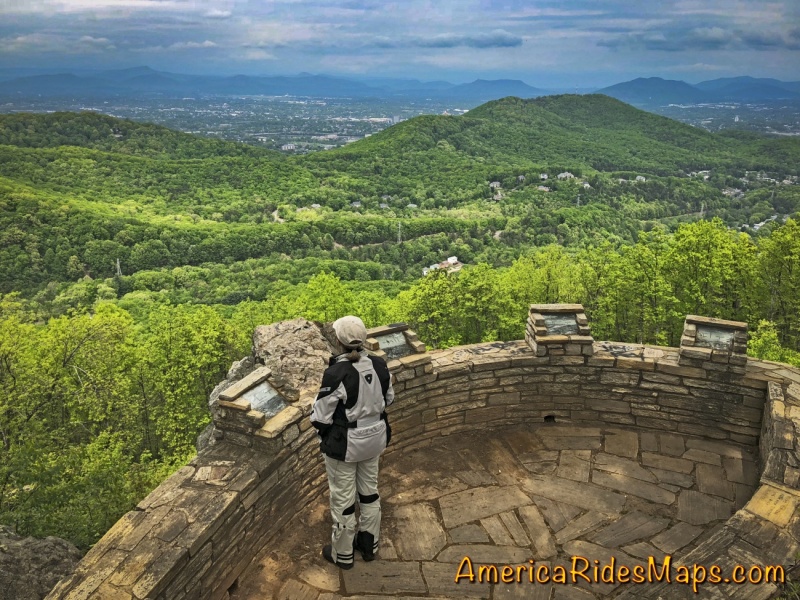 Roanoke Mountain, Mill Mountain Overlook