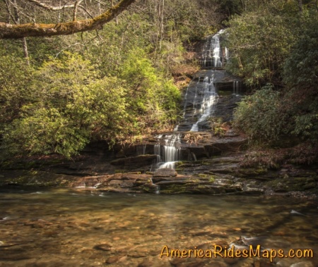 Toms Branch Falls