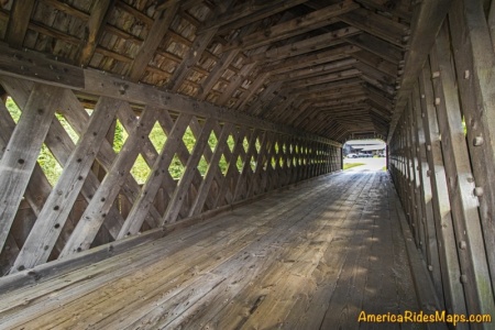 Will Henry Stevens Covered Bridge - the lattice