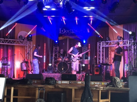 Music getting ready to start
