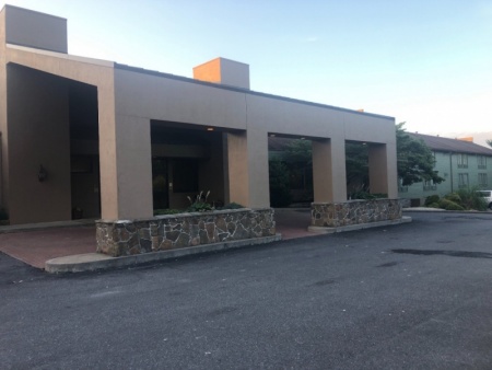 Holiday Park Hotel, Oak Hill, WV