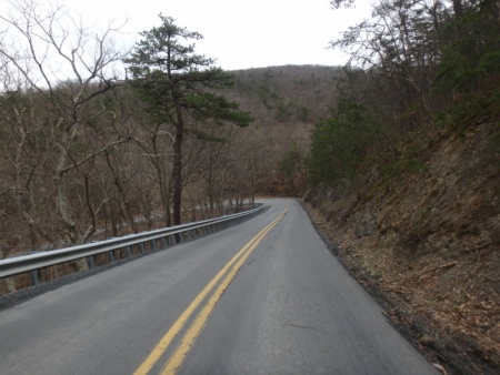 Route 675 heading down a few switchbacks into Edinburg, Va