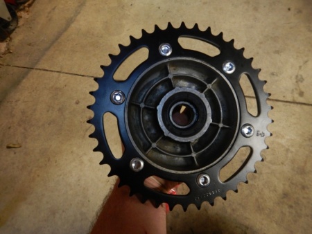 Maintenance - Replace Sprockets And Chain - 32010