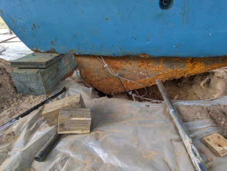 Sun Odyssey 44 - Address Rusted Stuck Swing Keel