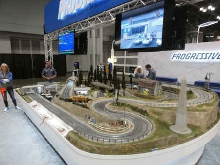 Progressive Model Car Track 