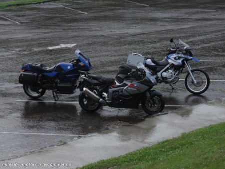 A K100RS, K1300S and F650GS Dakar walk into a bar ... 
