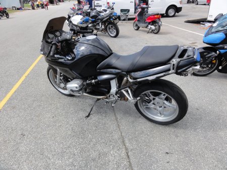 6_daryllr1100s.JPG