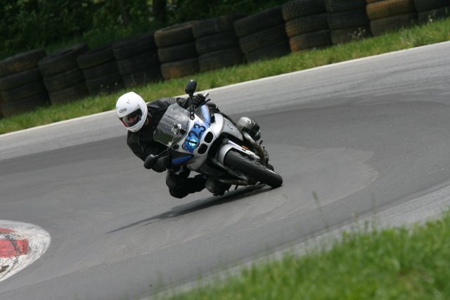 j_racedayphoto_r1100s.JPG