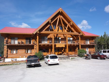 1_mainlodge.jpeg