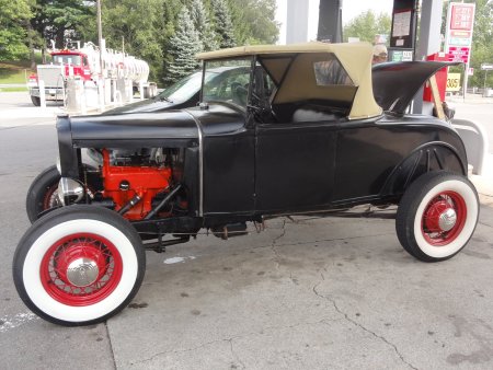 12_oldcar.jpeg