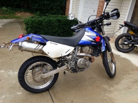 2004 DR650SE Side